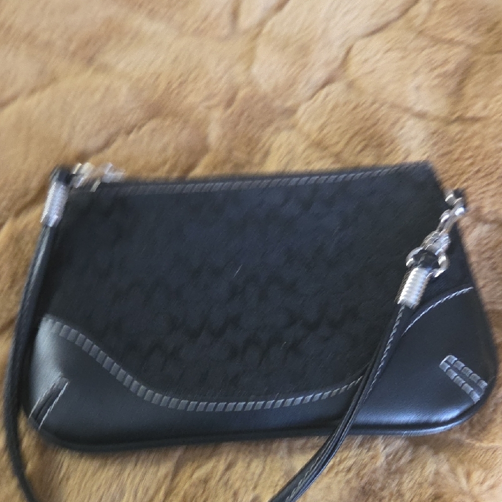Coach Black Signature Wristlet - Picture 4 of 4